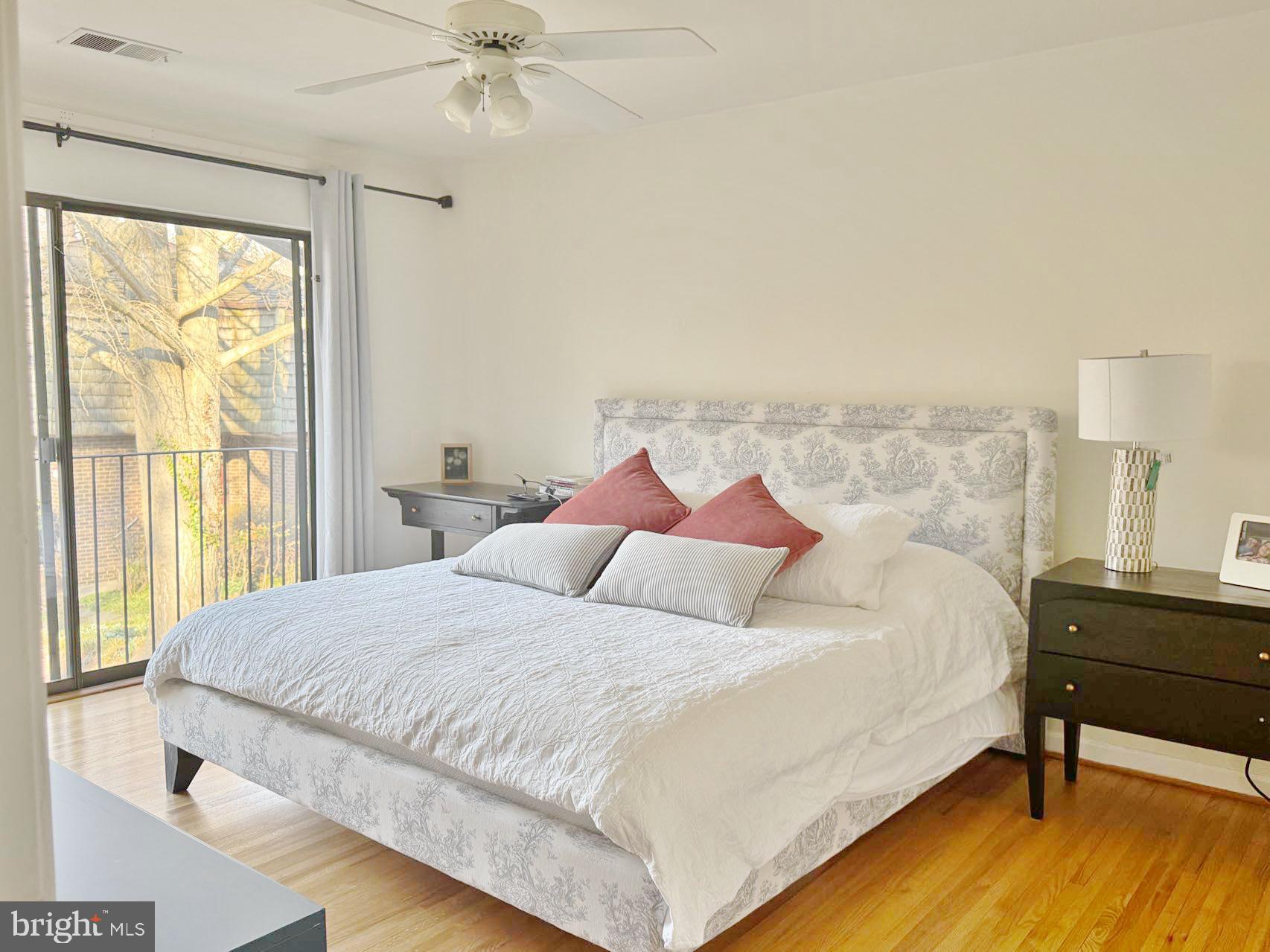 INVERNESS FOREST - Residential Lease