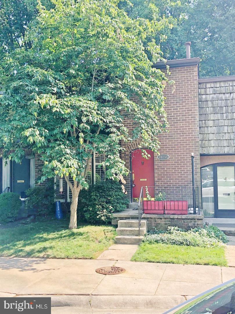 INVERNESS FOREST - Residential Lease