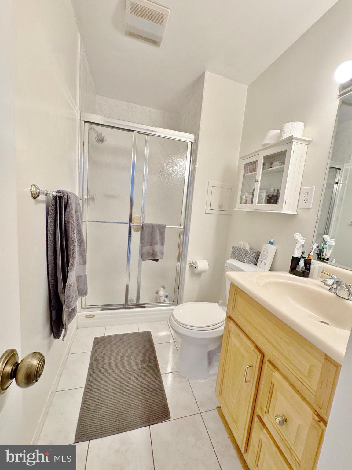 INVERNESS FOREST - Residential Lease