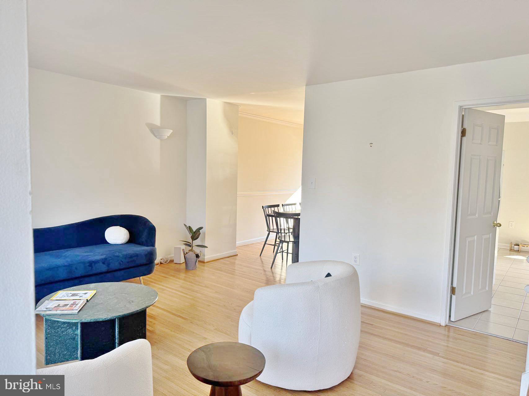 INVERNESS FOREST - Residential Lease