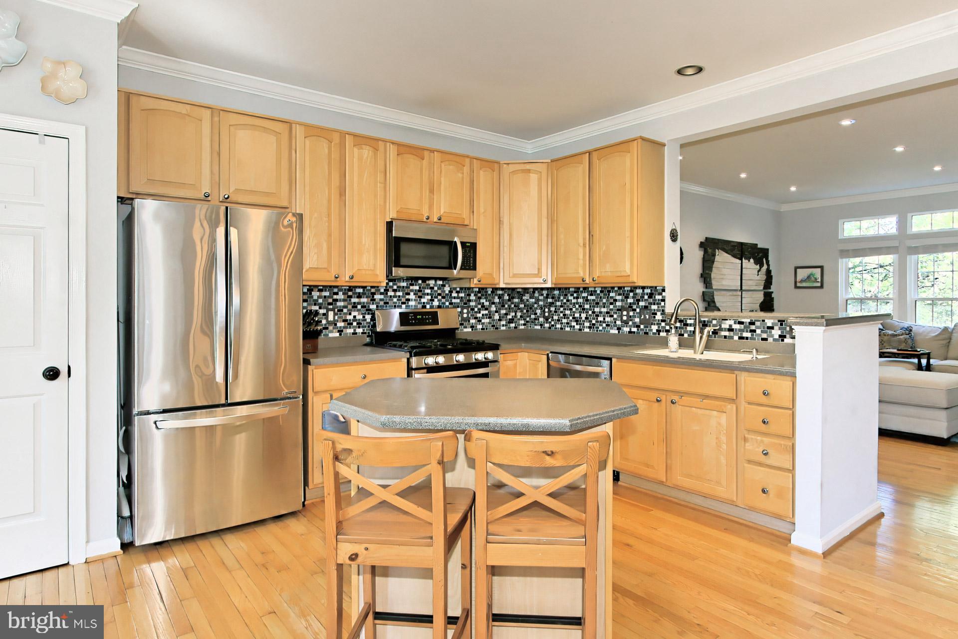 CAMERON STATION - Residential