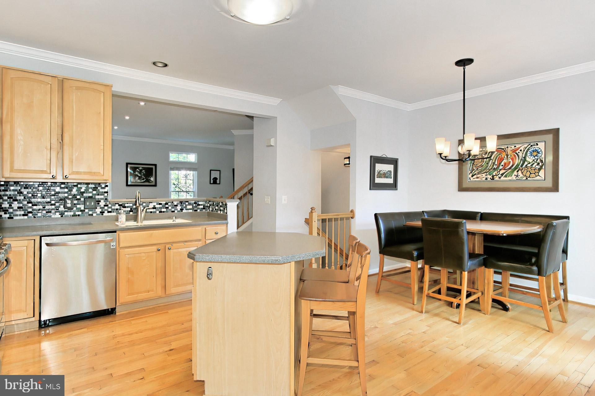 CAMERON STATION - Residential