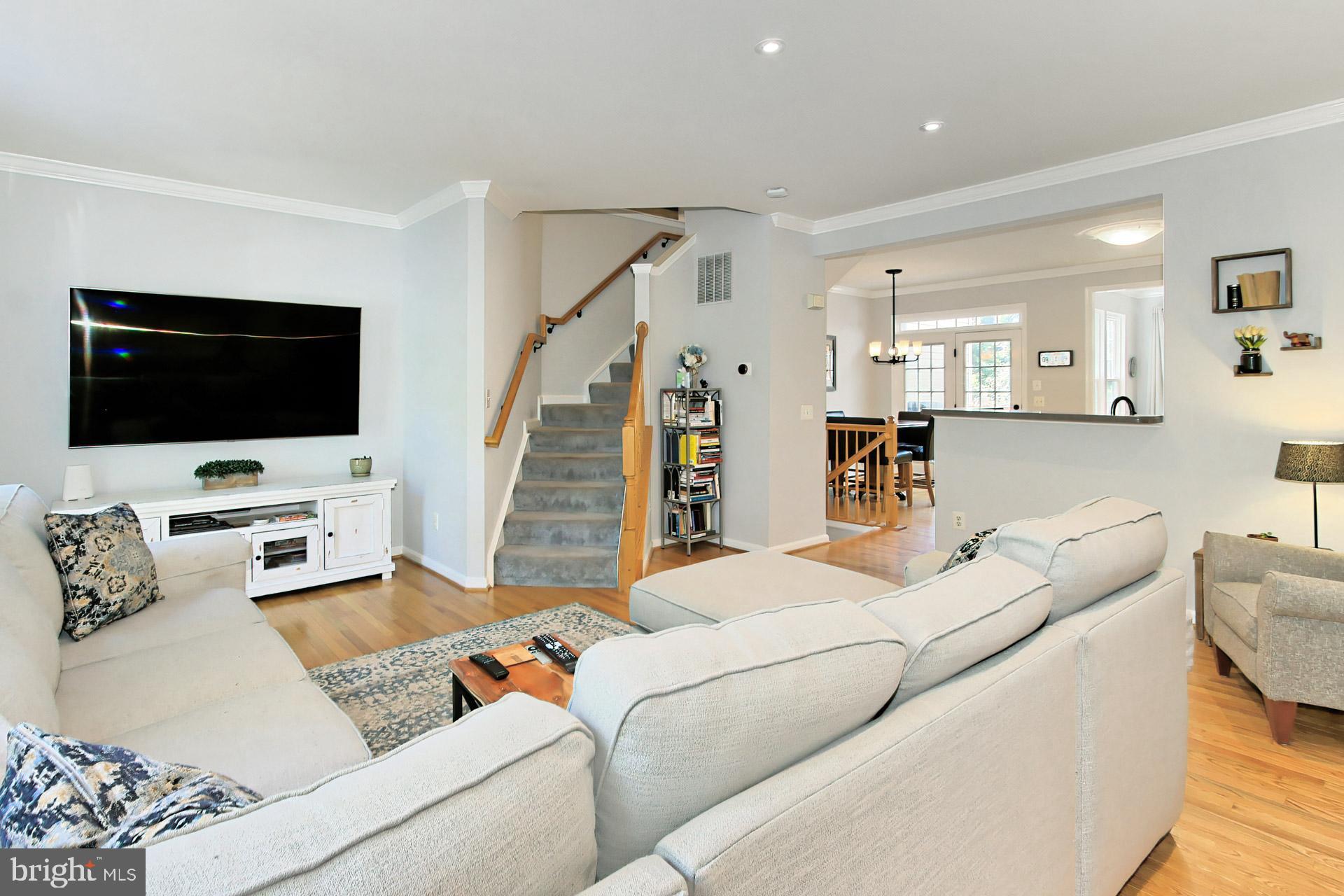 CAMERON STATION - Residential