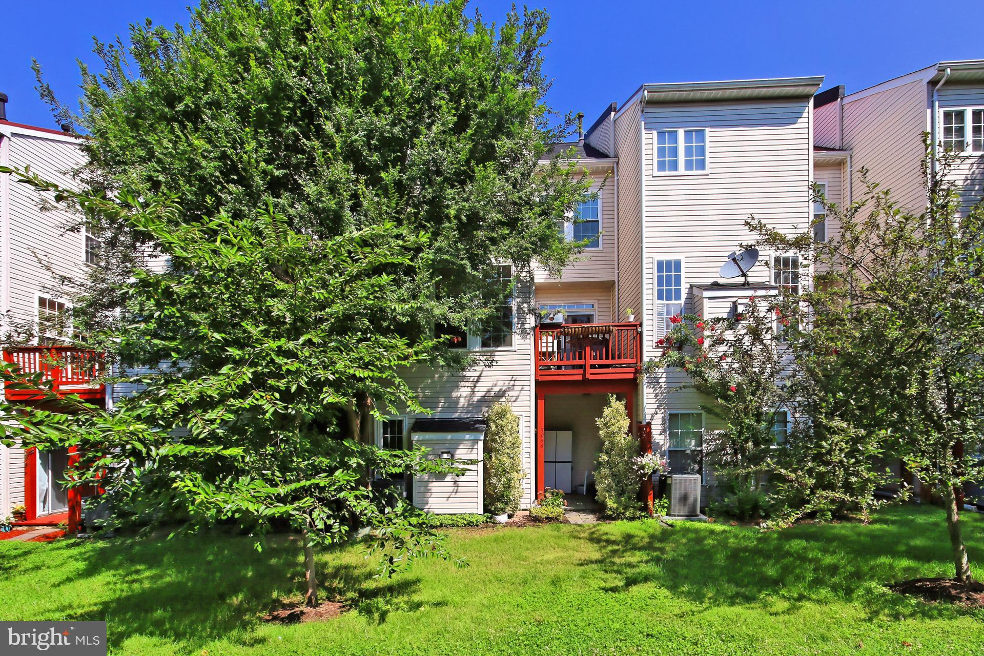 CAMERON STATION - Residential