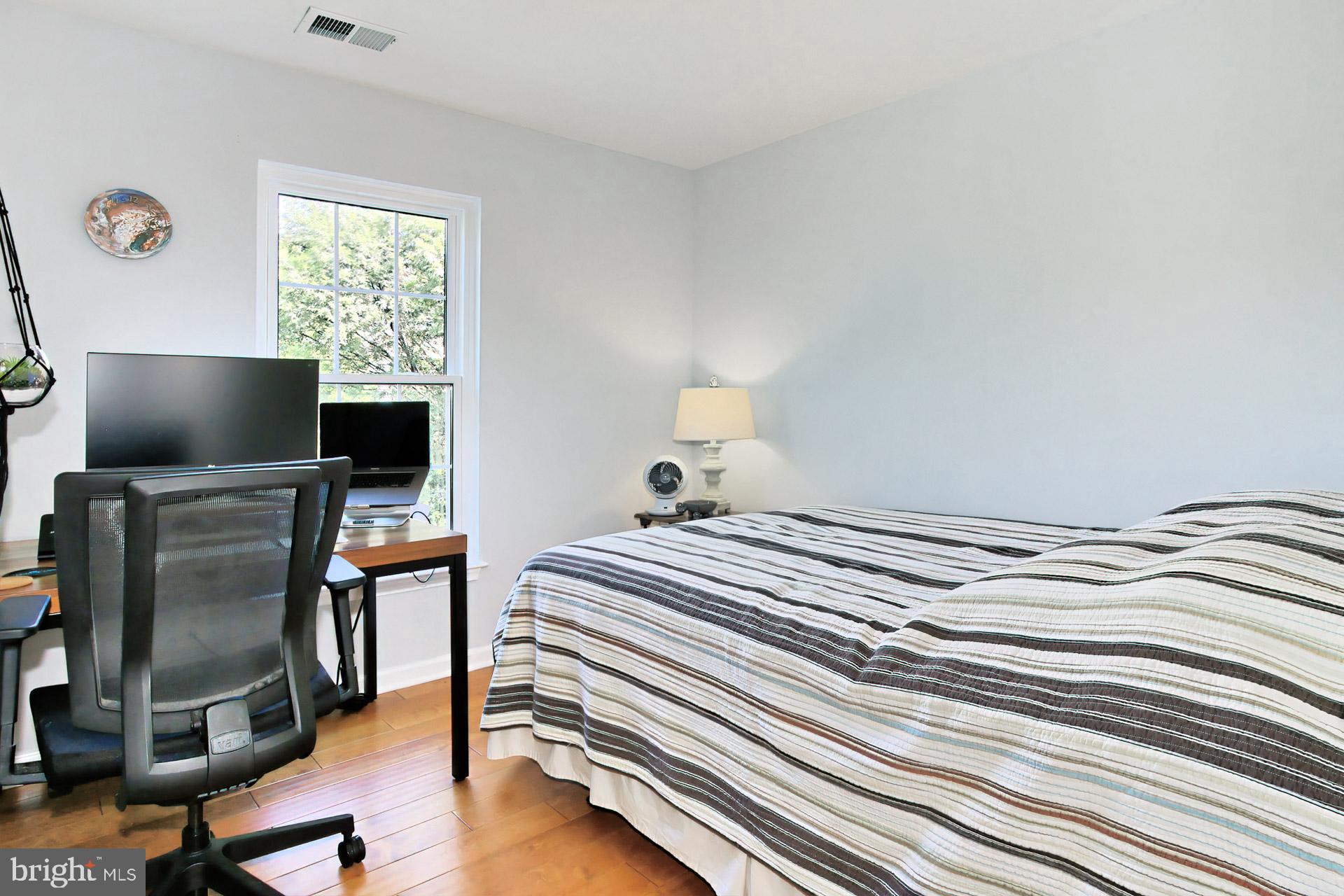 CAMERON STATION - Residential