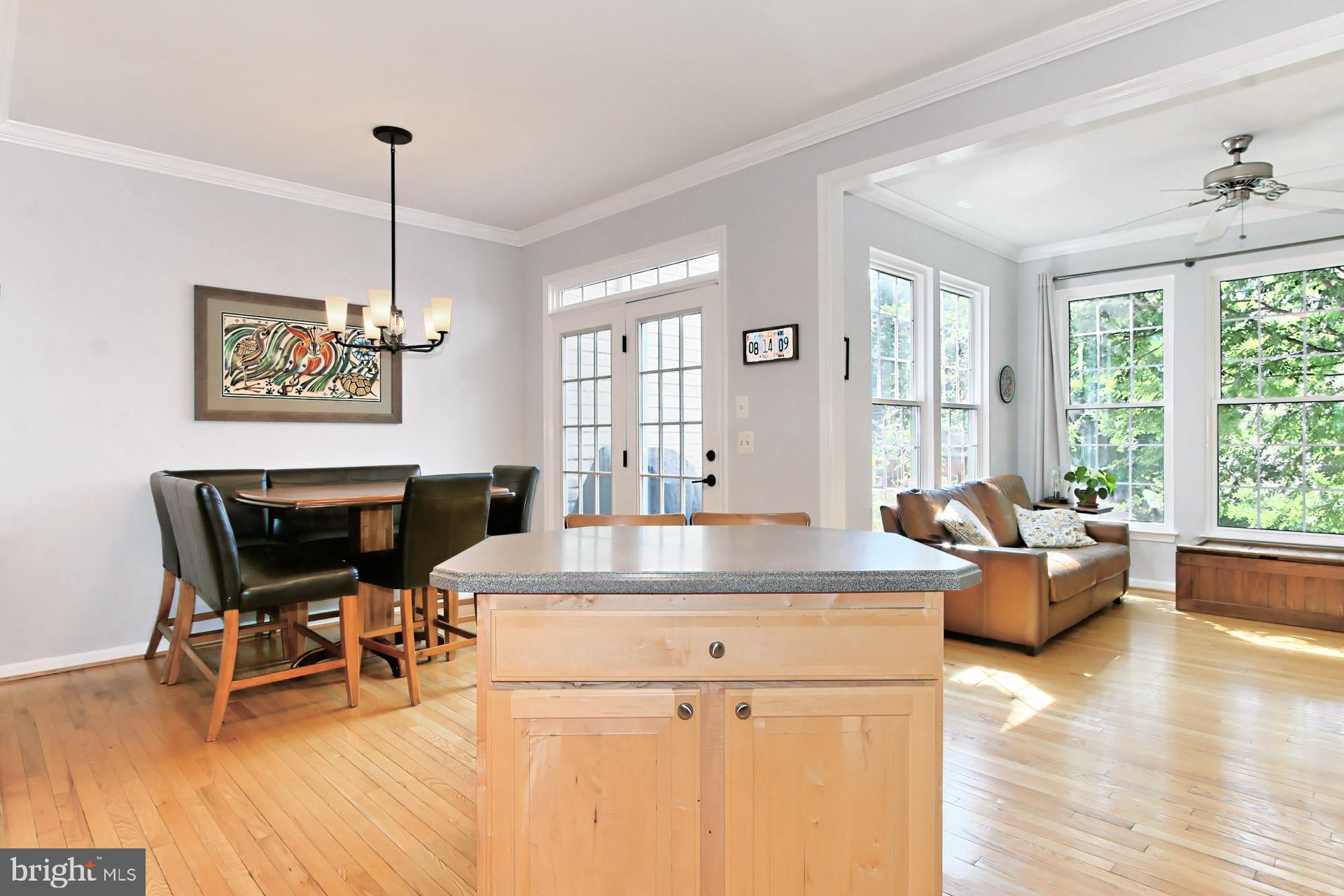 CAMERON STATION - Residential