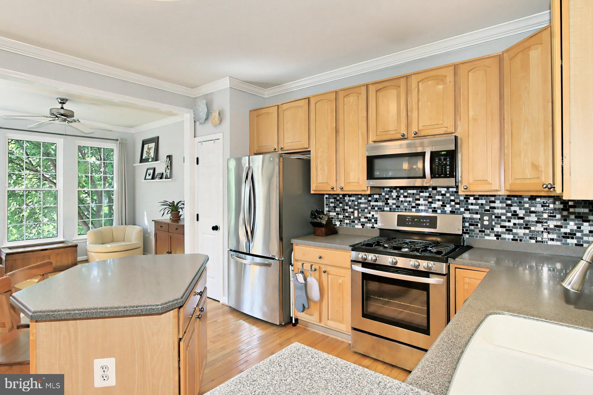 CAMERON STATION - Residential