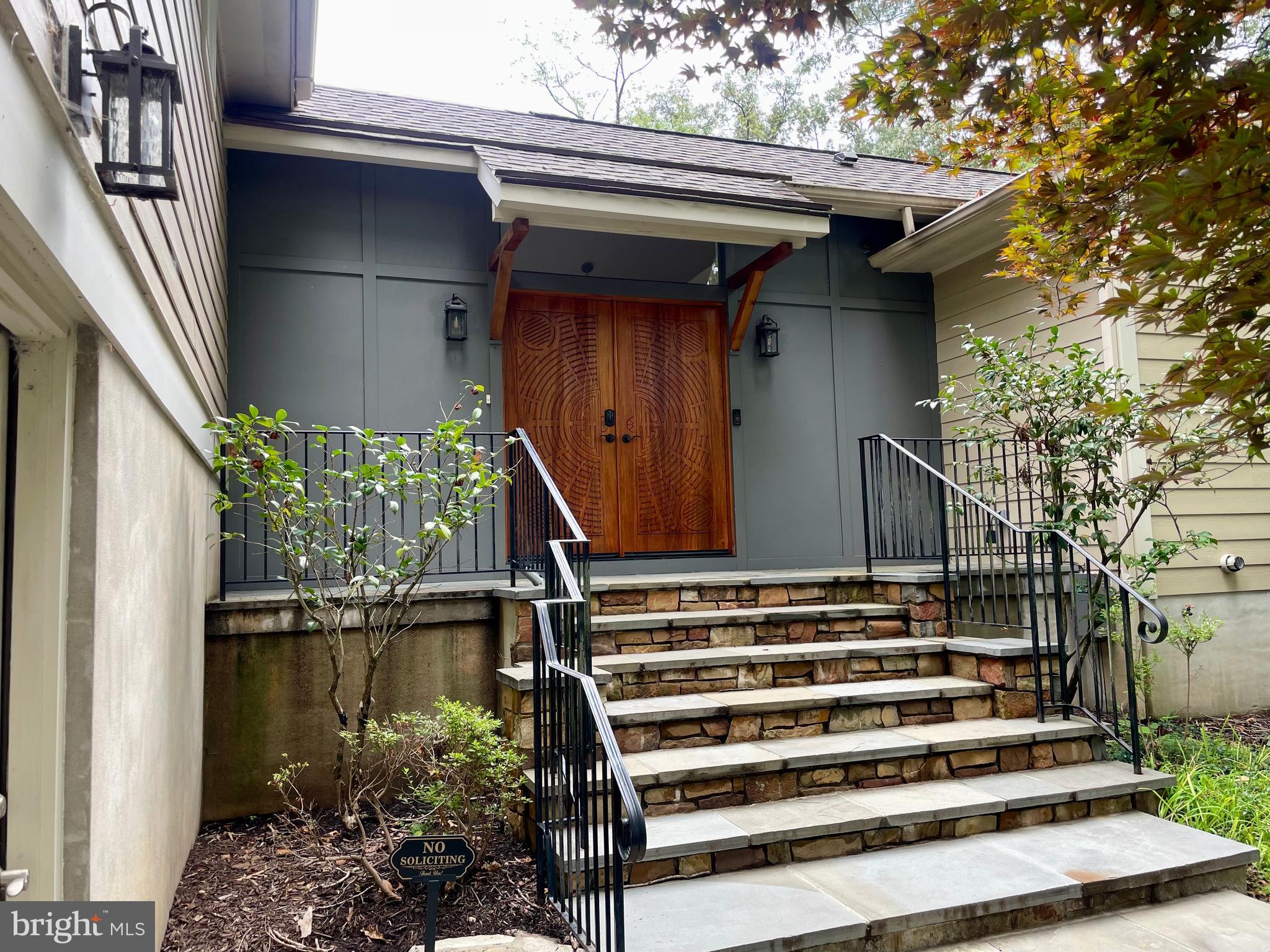 3725 LINDA LANE