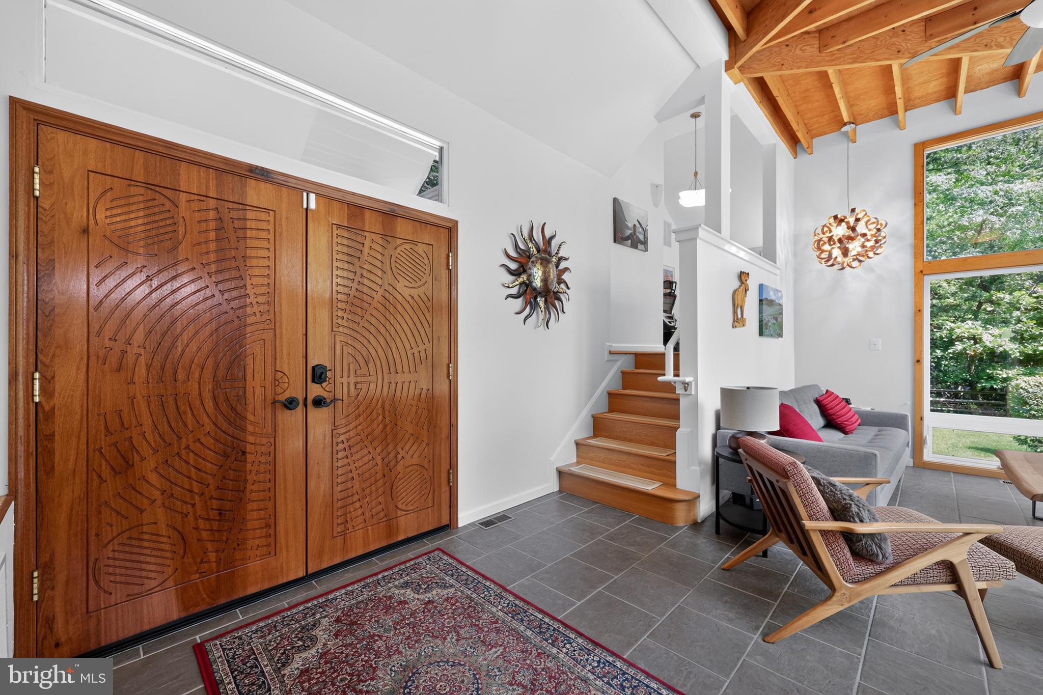 3725 LINDA LANE