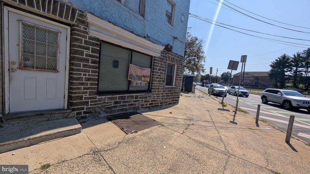 Photo of 1862 Lindley Avenue, PHILADELPHIA, PA 19141 (MLS # PAPH2530734)