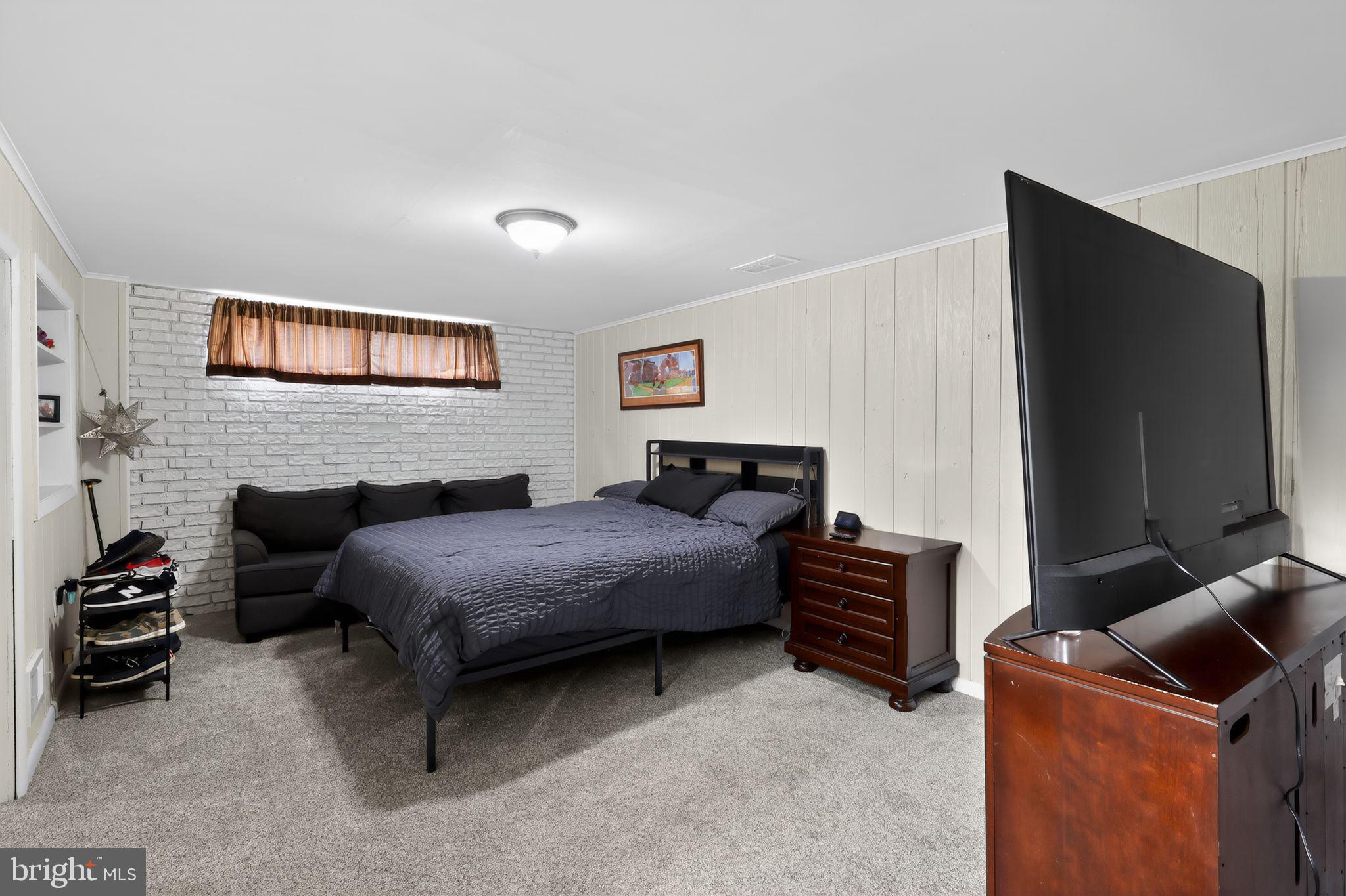 BROOKHAVEN - Residential