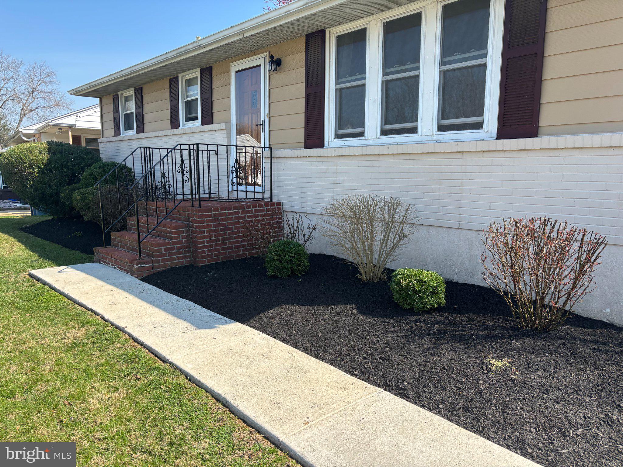 49 SPRING LAKE DRIVE