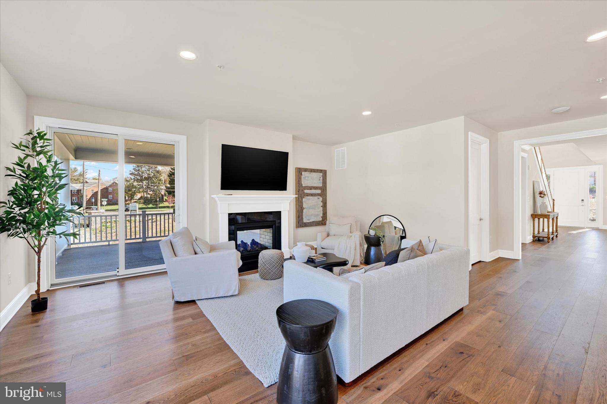 RODGERS FORGE - Residential