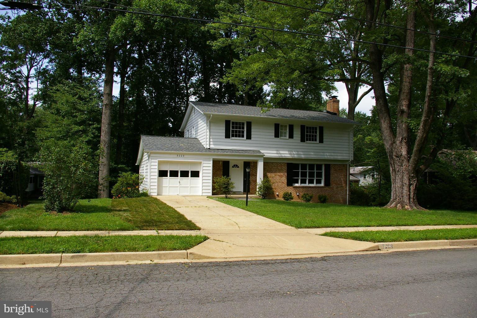 MANTUA HILLS - Residential