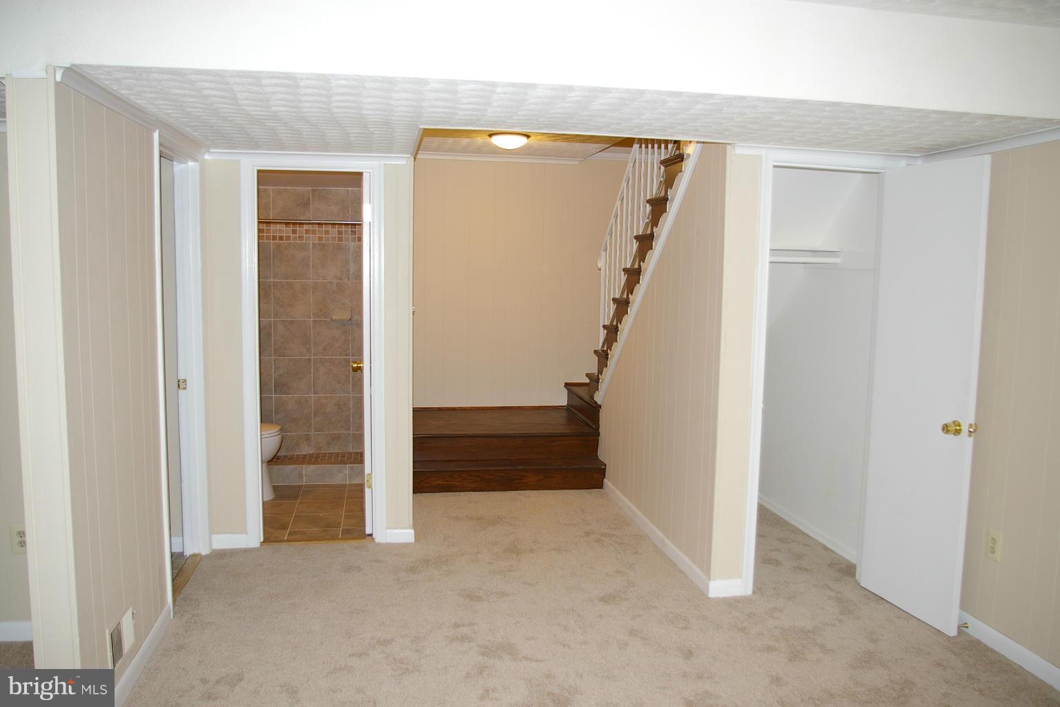 MANTUA HILLS - Residential