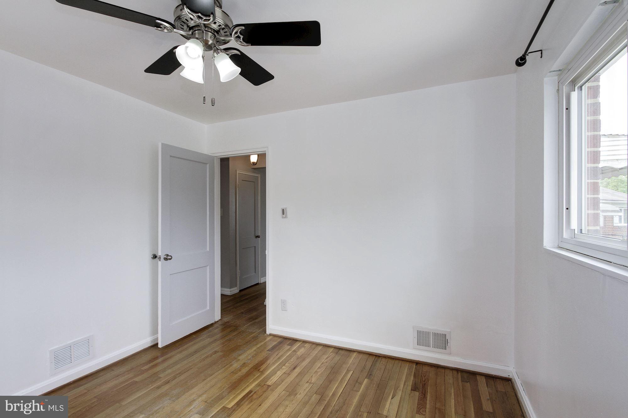 WHEATON WOODS - Residential