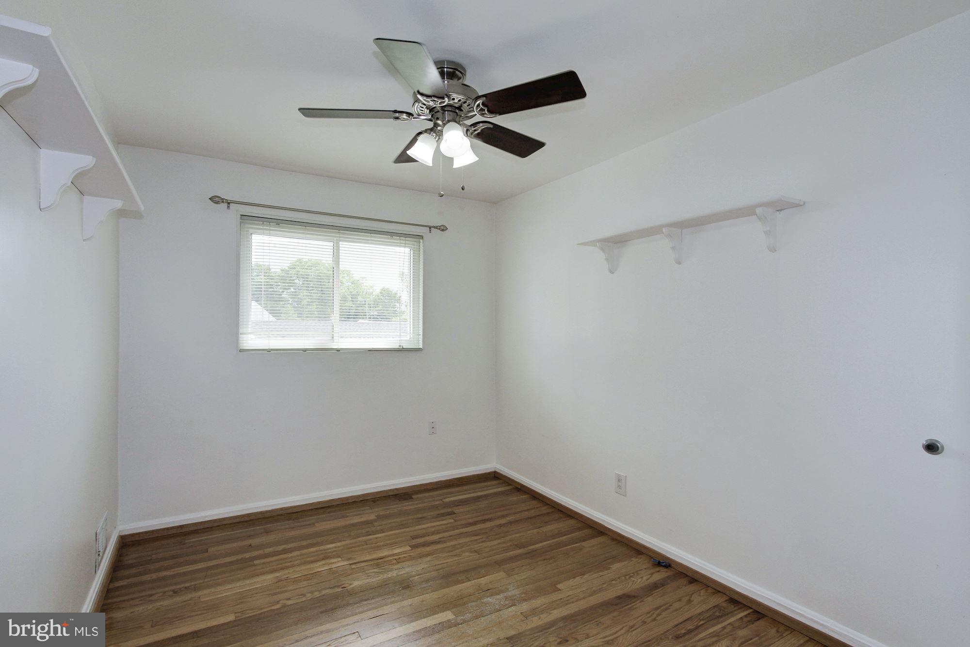 WHEATON WOODS - Residential