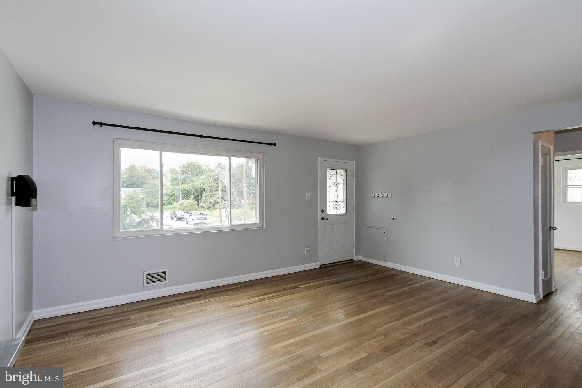 WHEATON WOODS - Residential