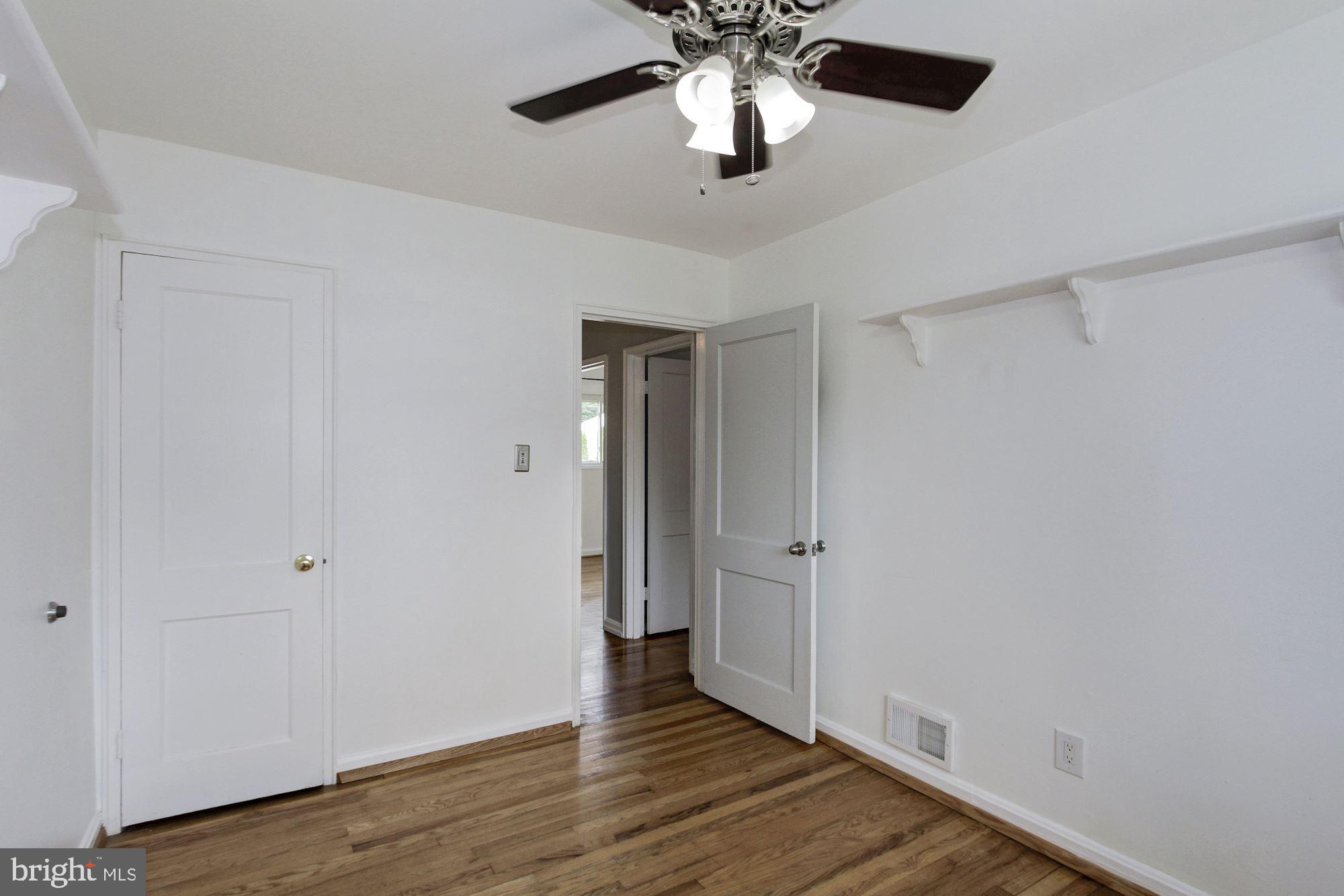 WHEATON WOODS - Residential