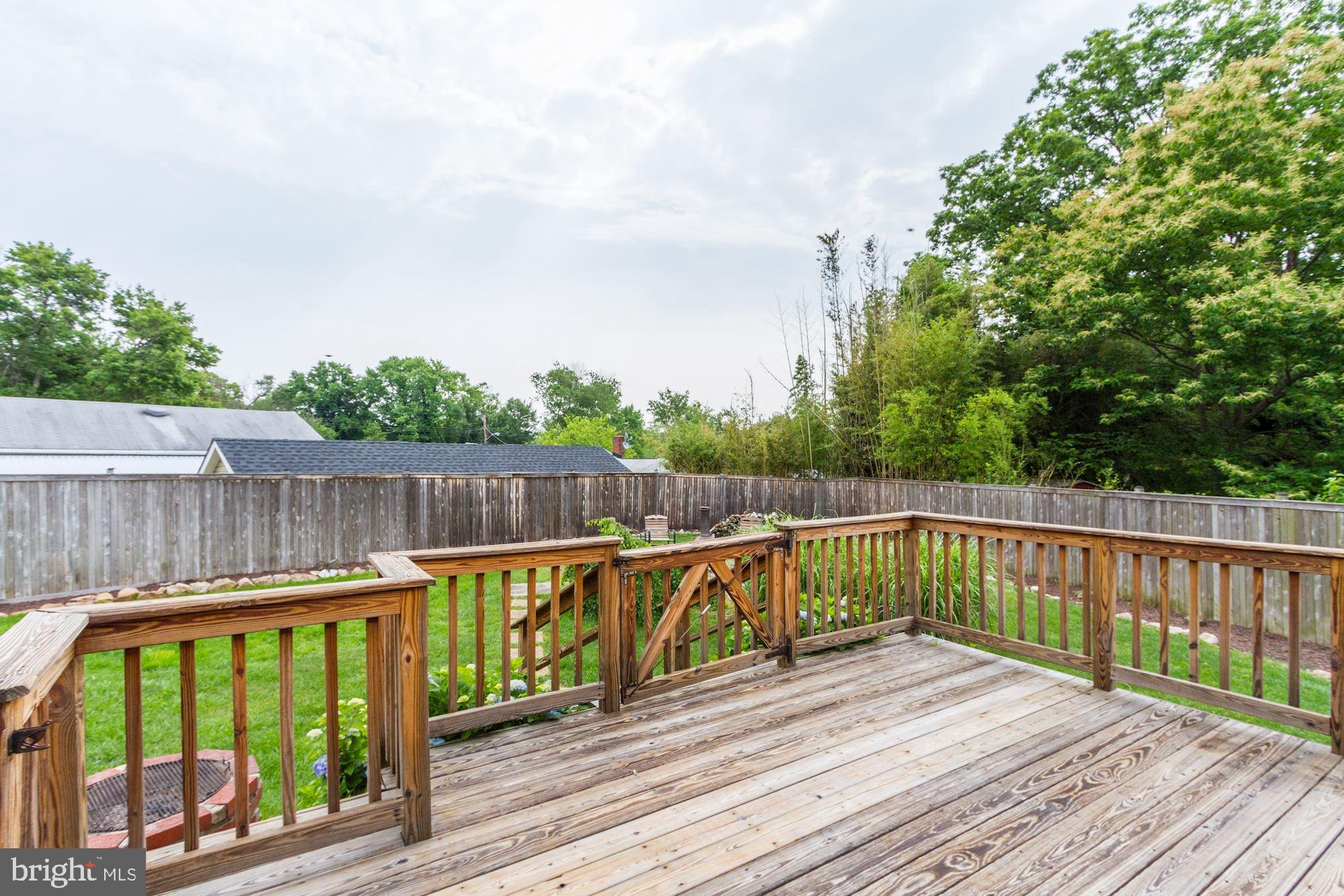 WHEATON WOODS - Residential