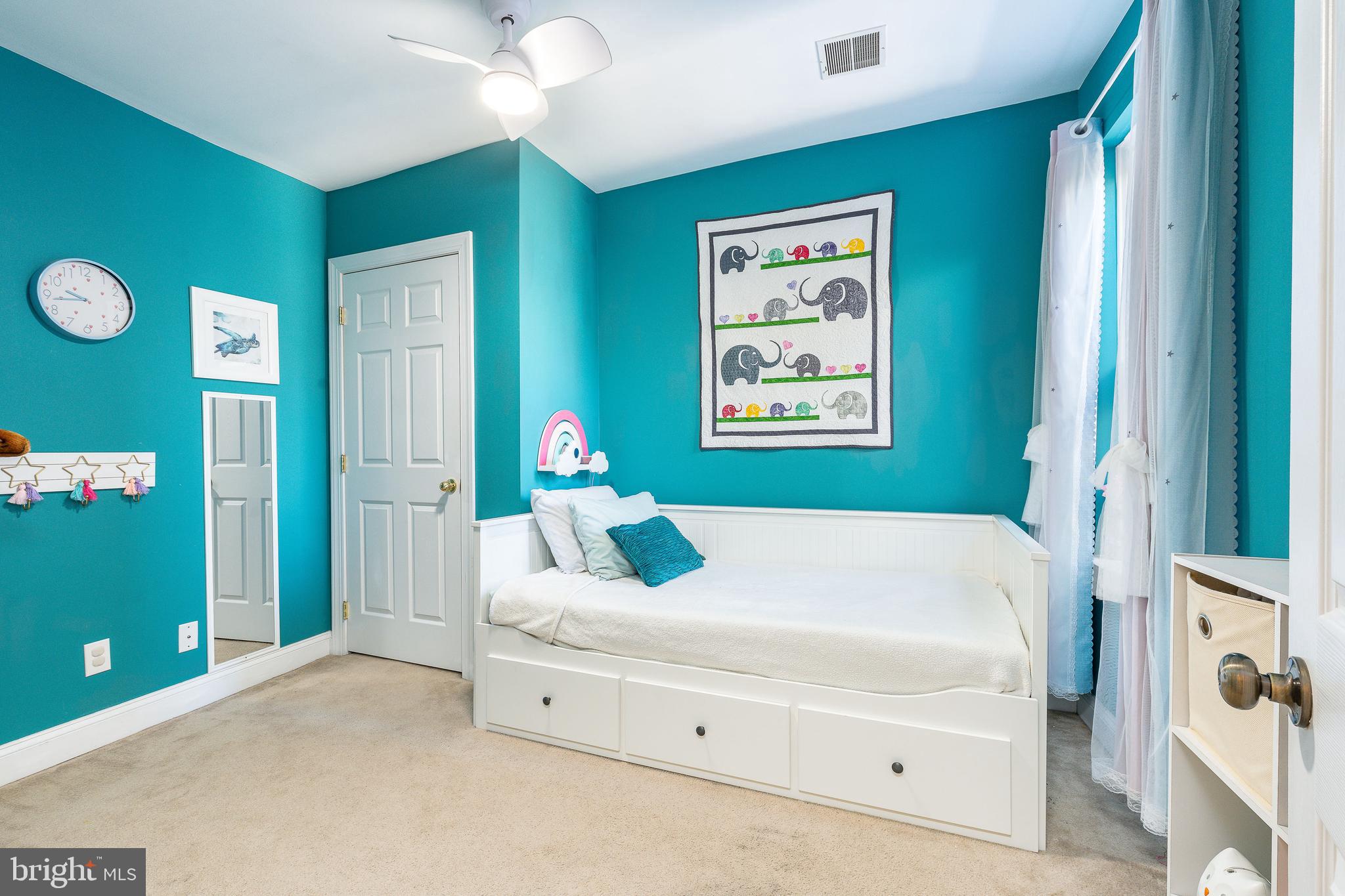 OLDE KENSINGTON - Residential