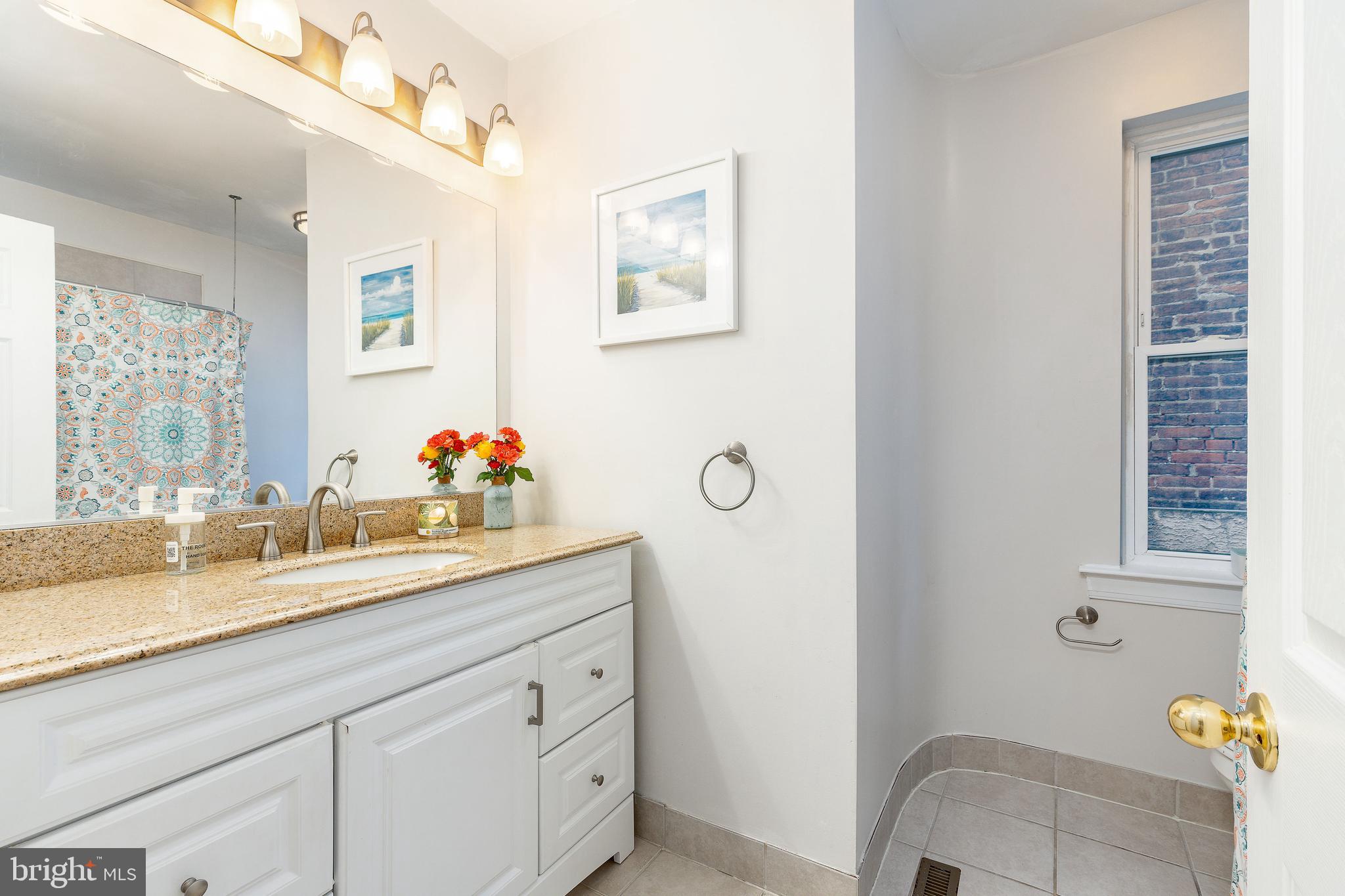 OLDE KENSINGTON - Residential