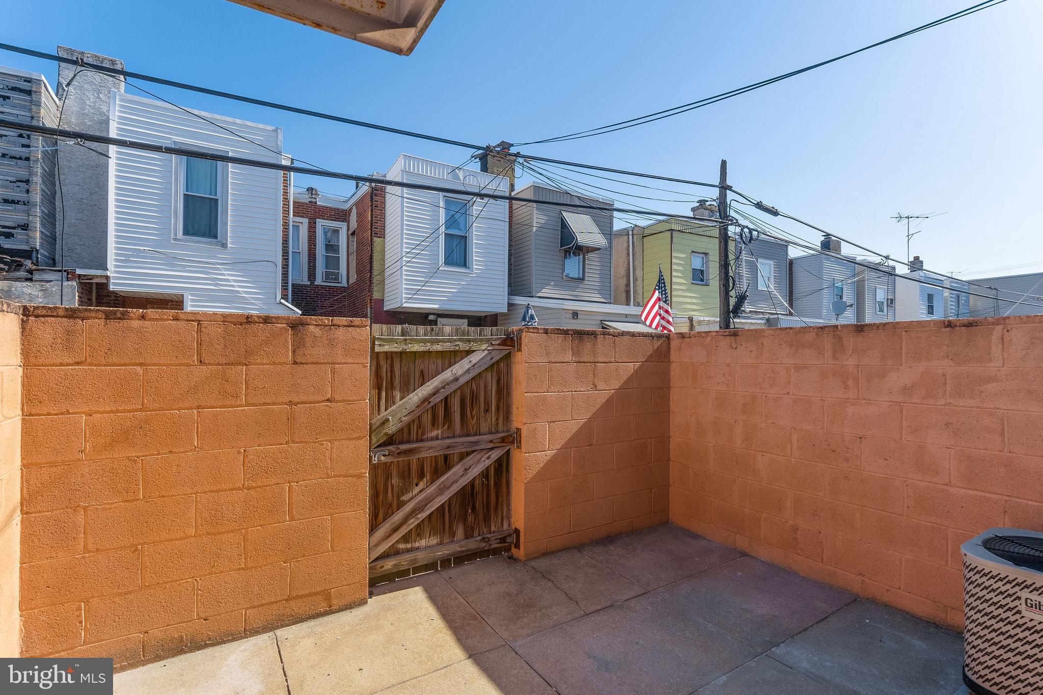 WHITMAN - Residential