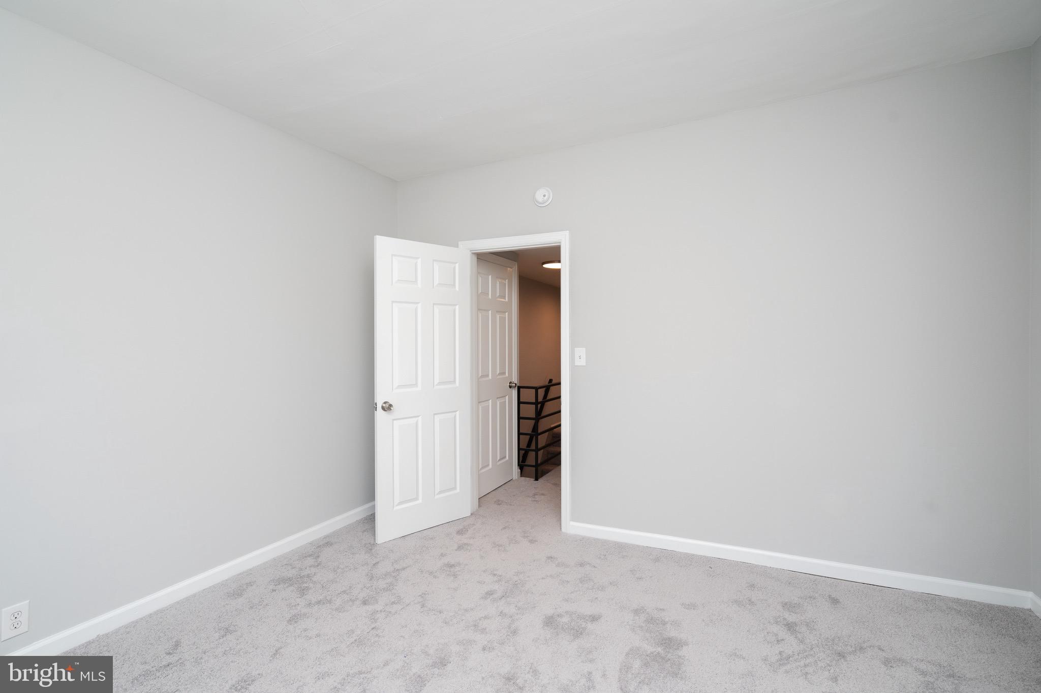 WHITMAN - Residential