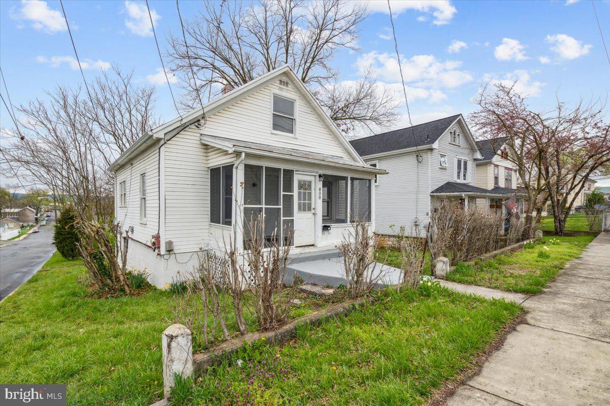 DOWNTOWN MARTINSBURG - Residential