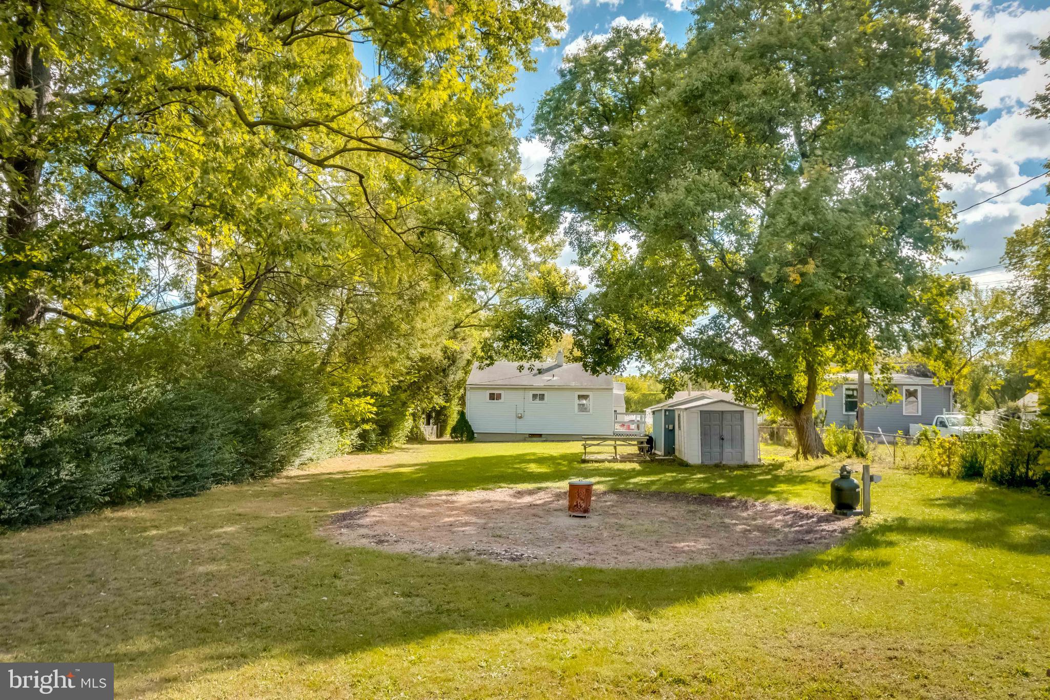 ACRESLEE - Residential