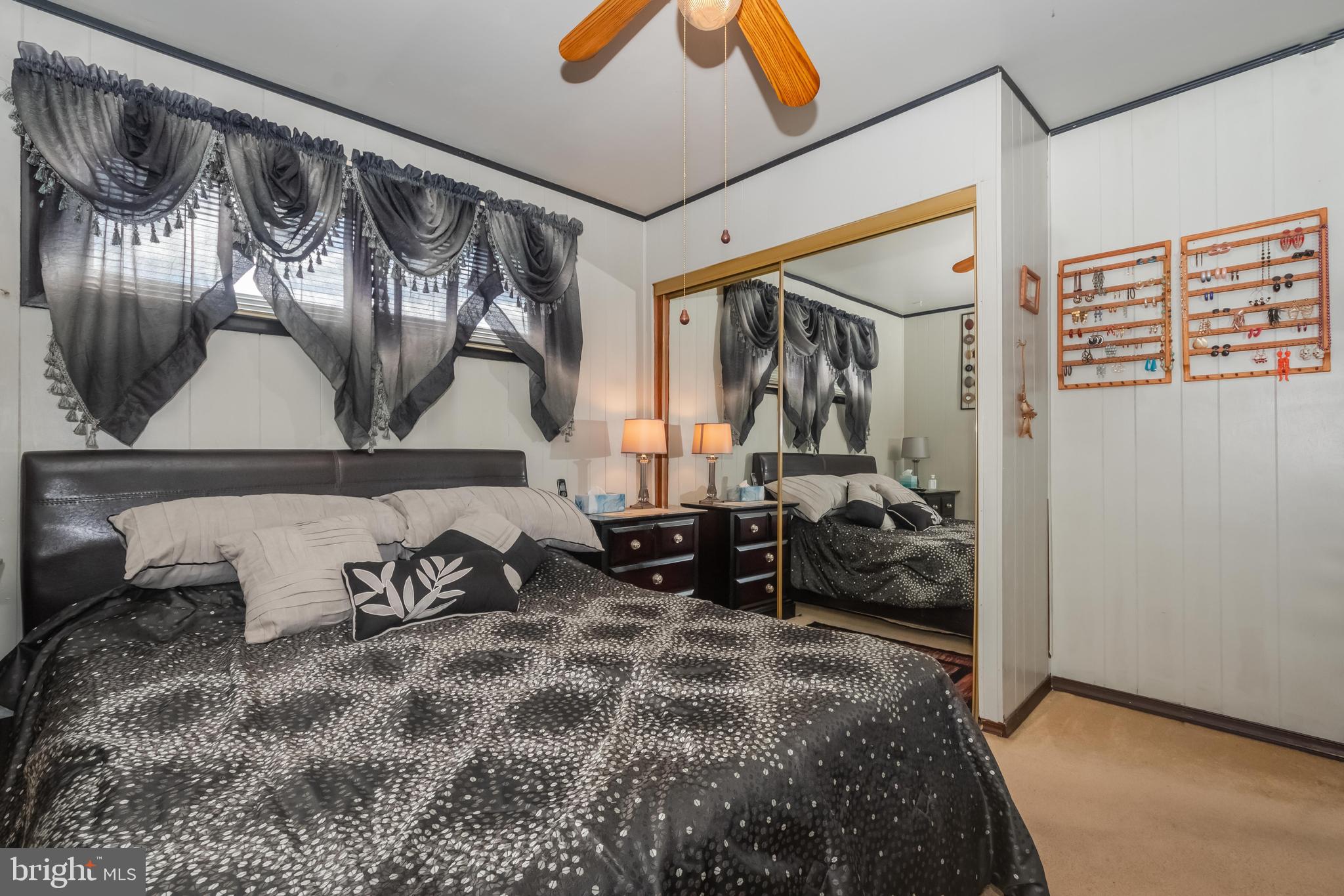 ACRESLEE - Residential