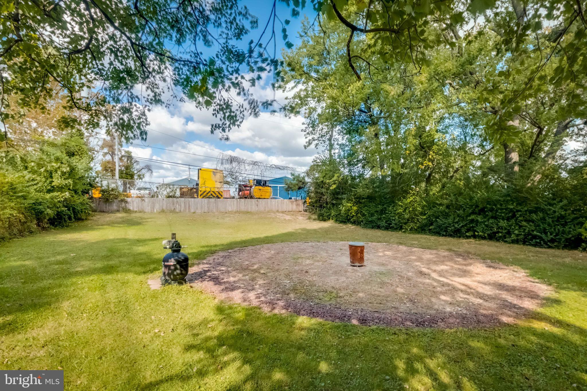 ACRESLEE - Residential