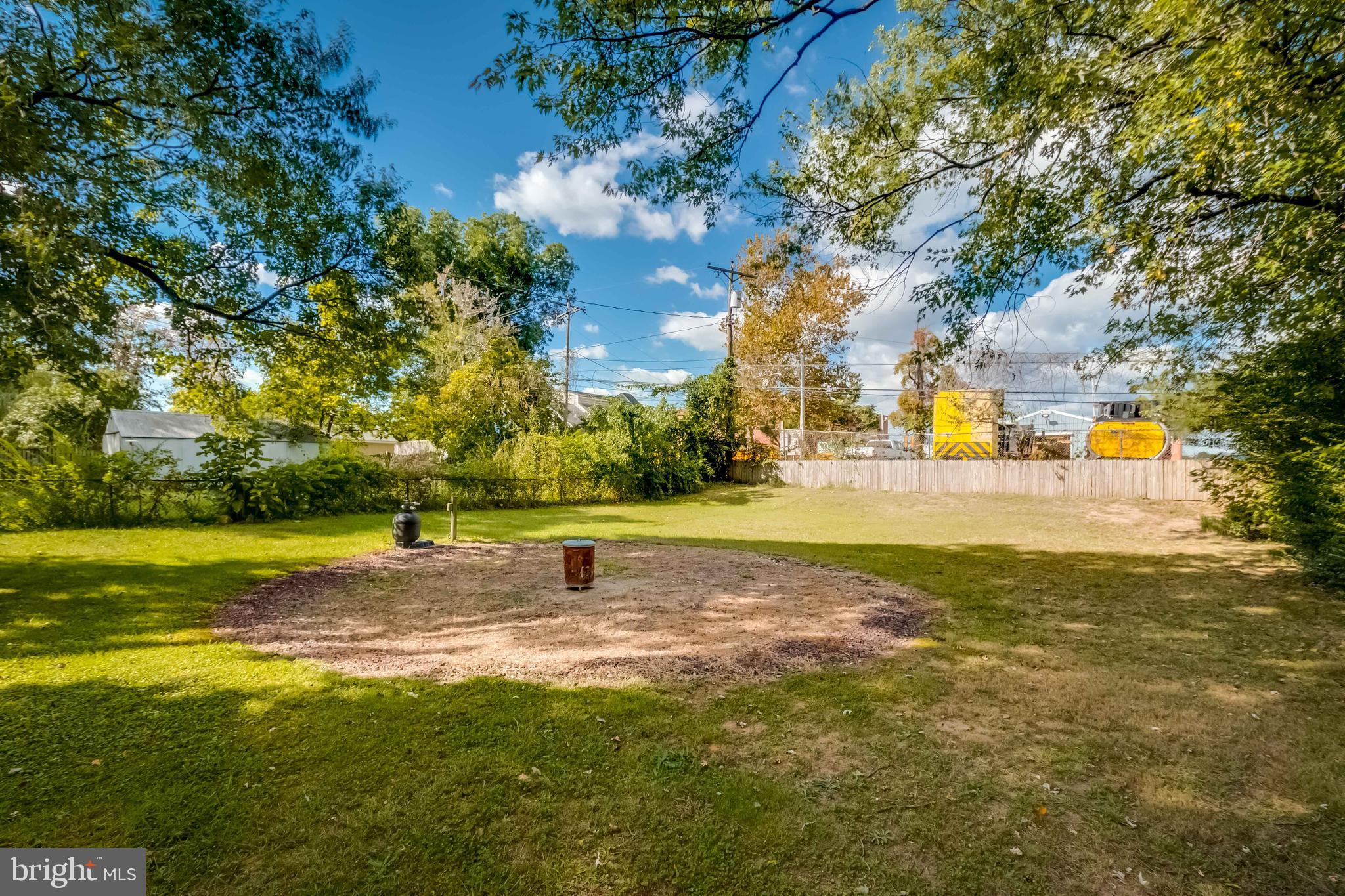 ACRESLEE - Residential