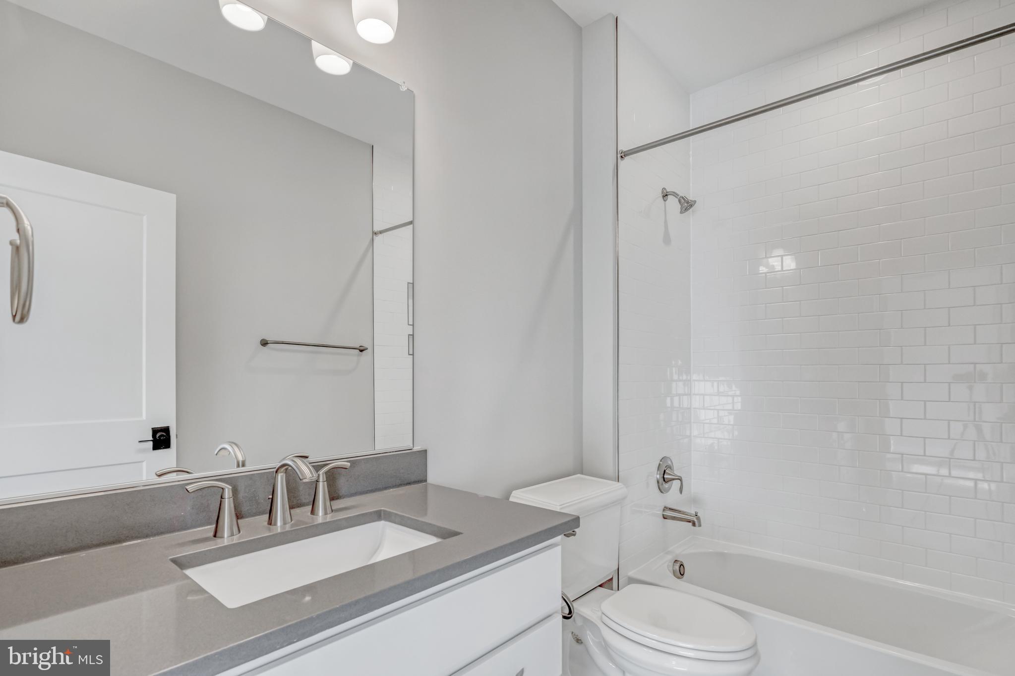 OAKWOOD - Residential