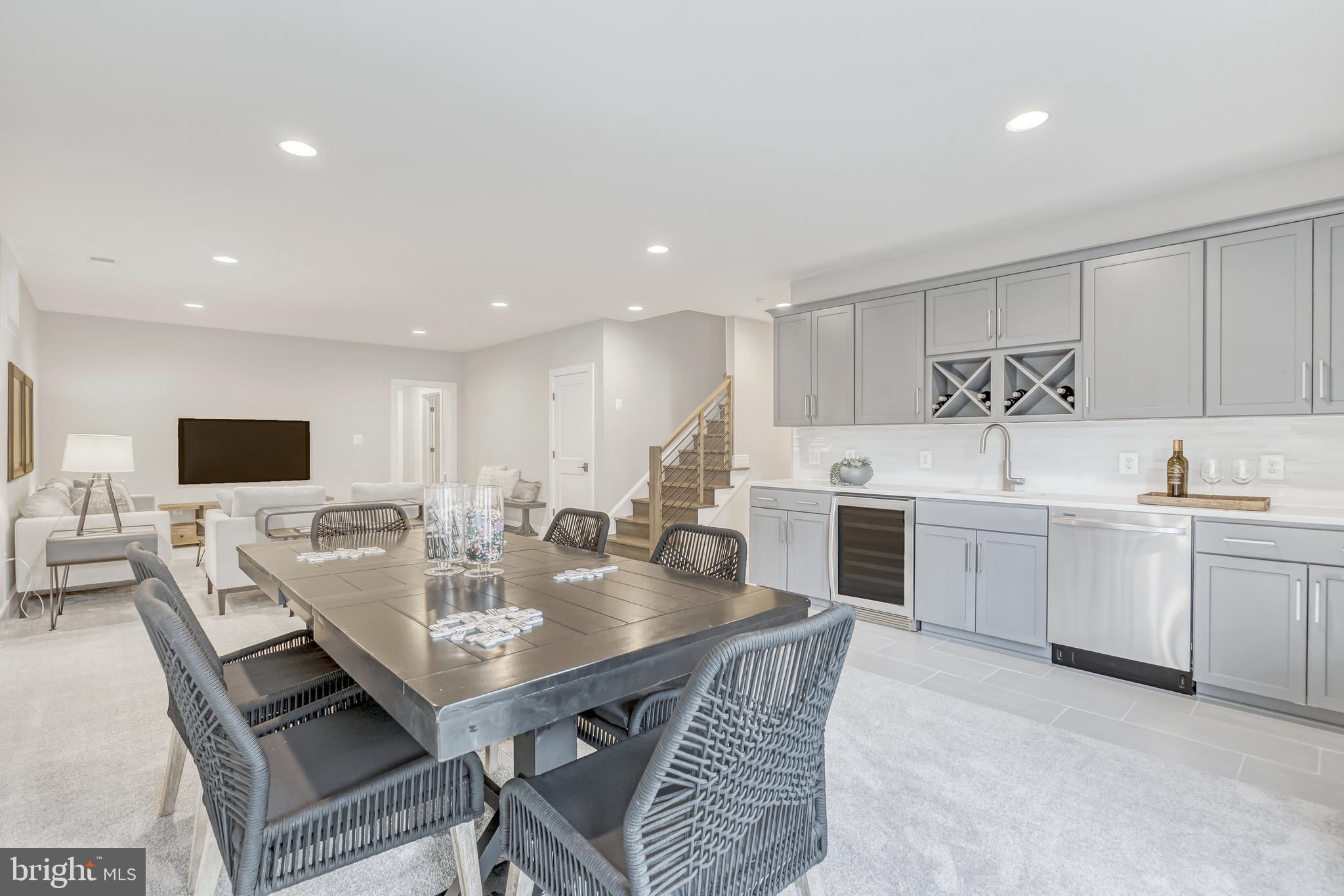 OAKWOOD - Residential