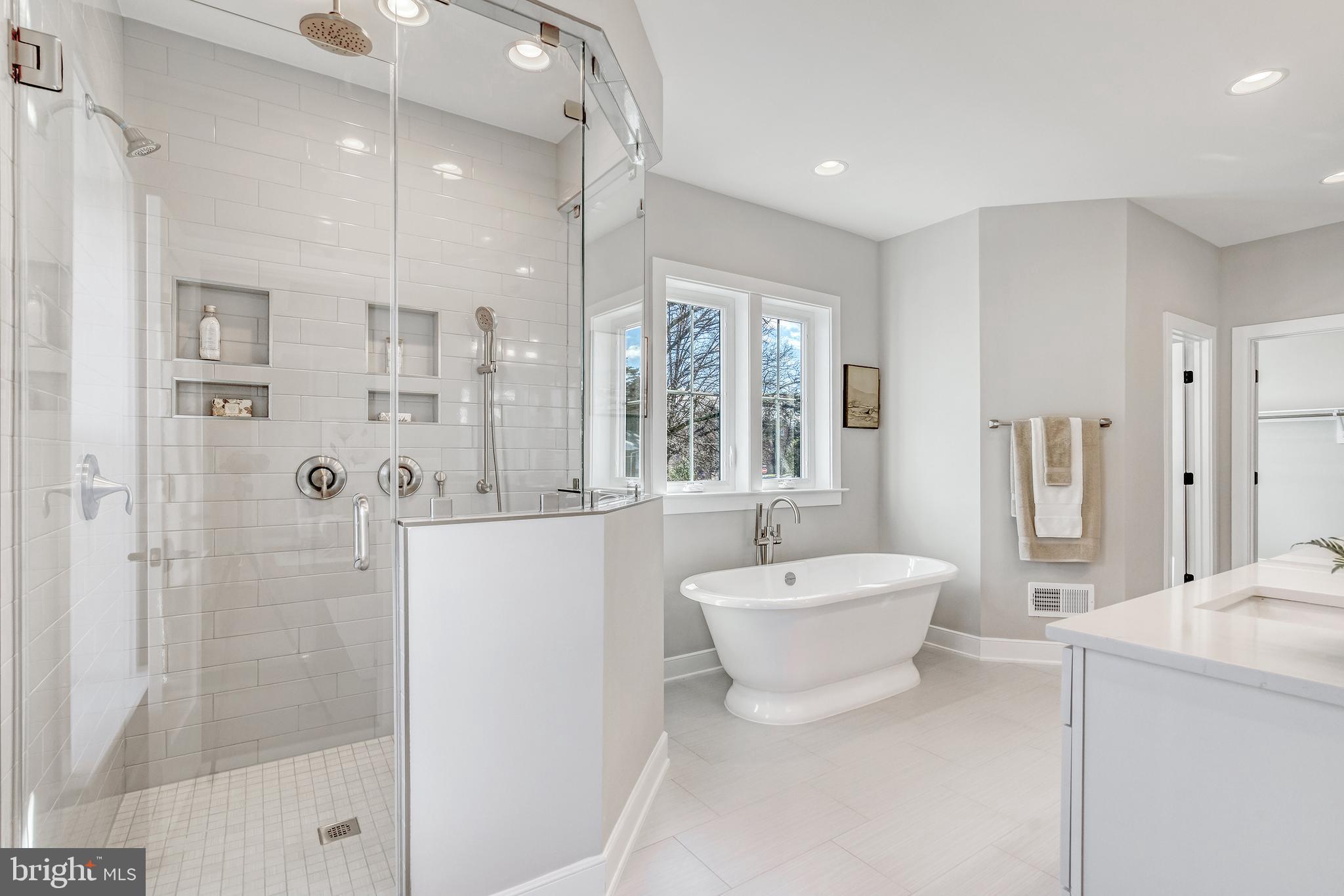 OAKWOOD - Residential