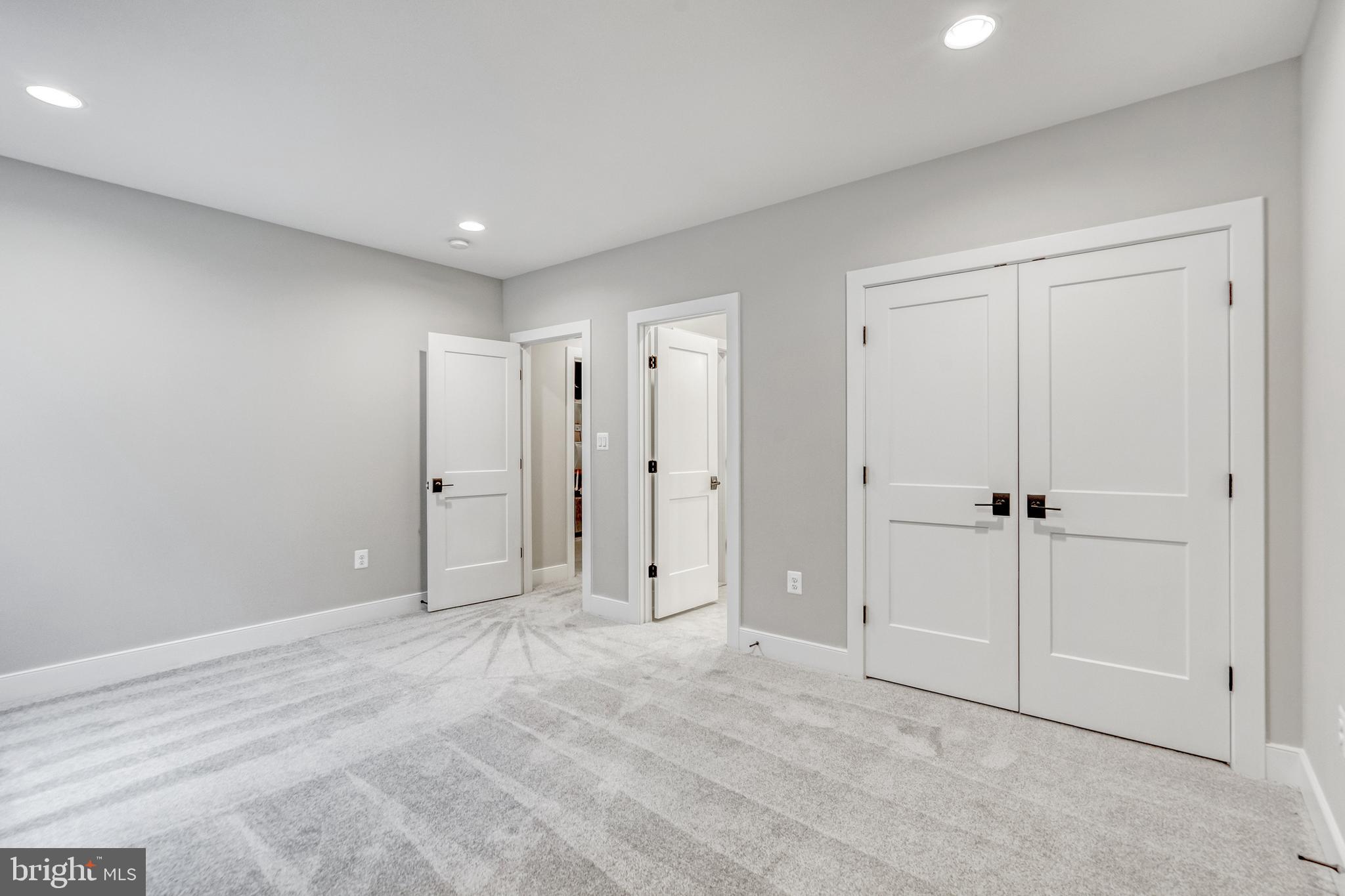 OAKWOOD - Residential