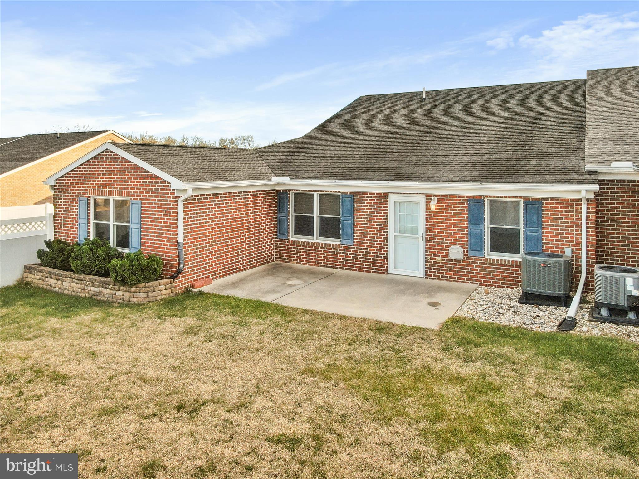 EAST RIDGE - Residential