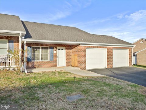 716 LARGO DRIVE HAGERSTOWN MD 21740