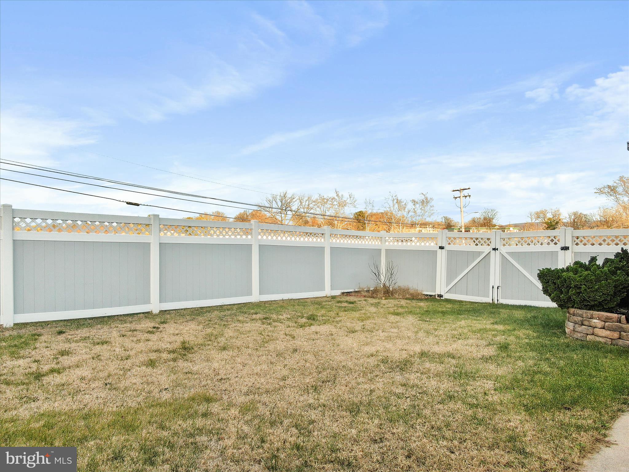 EAST RIDGE - Residential