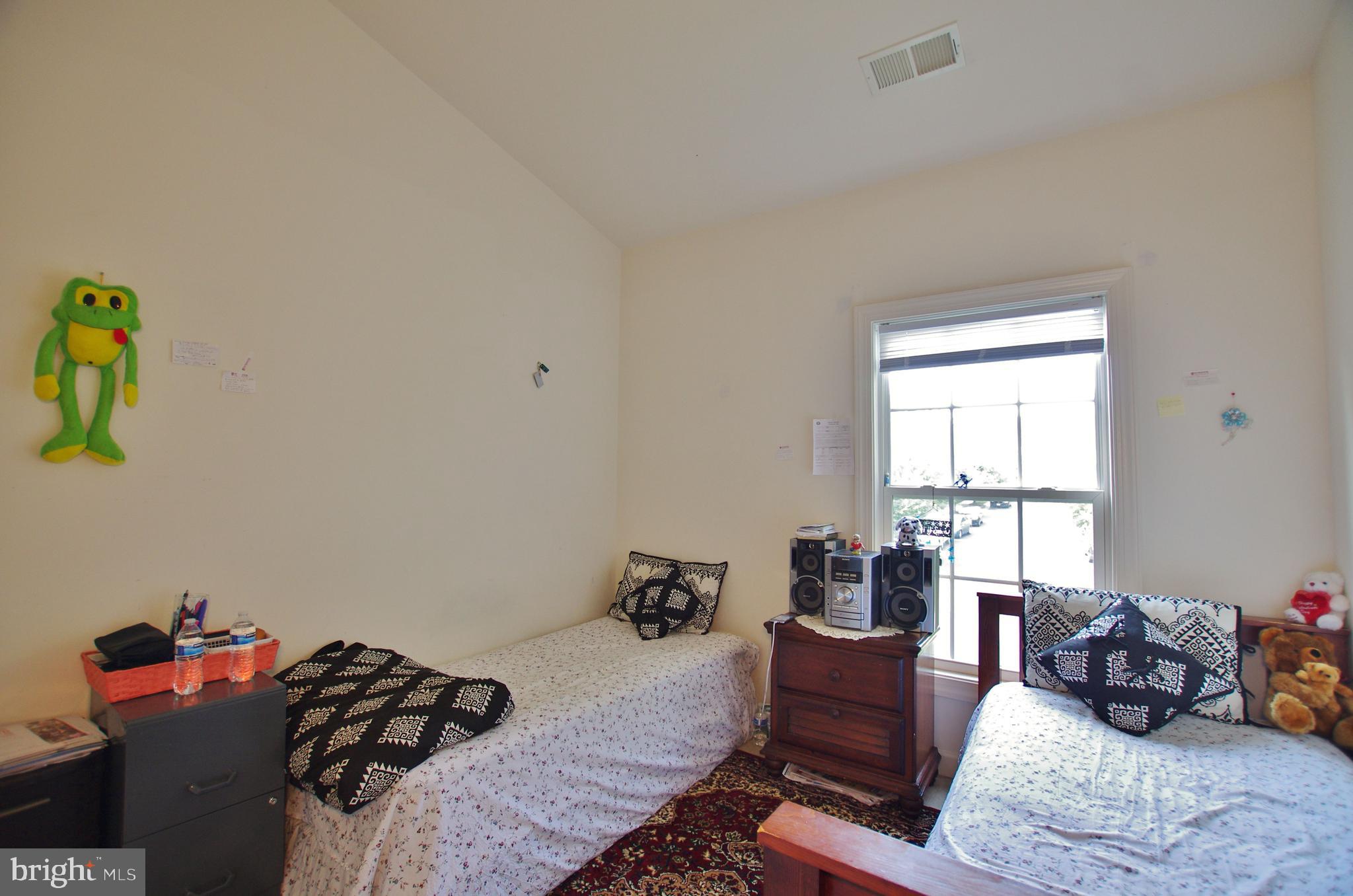 PRINCE WILLIAM COUNTY CENTER - Residential Lease