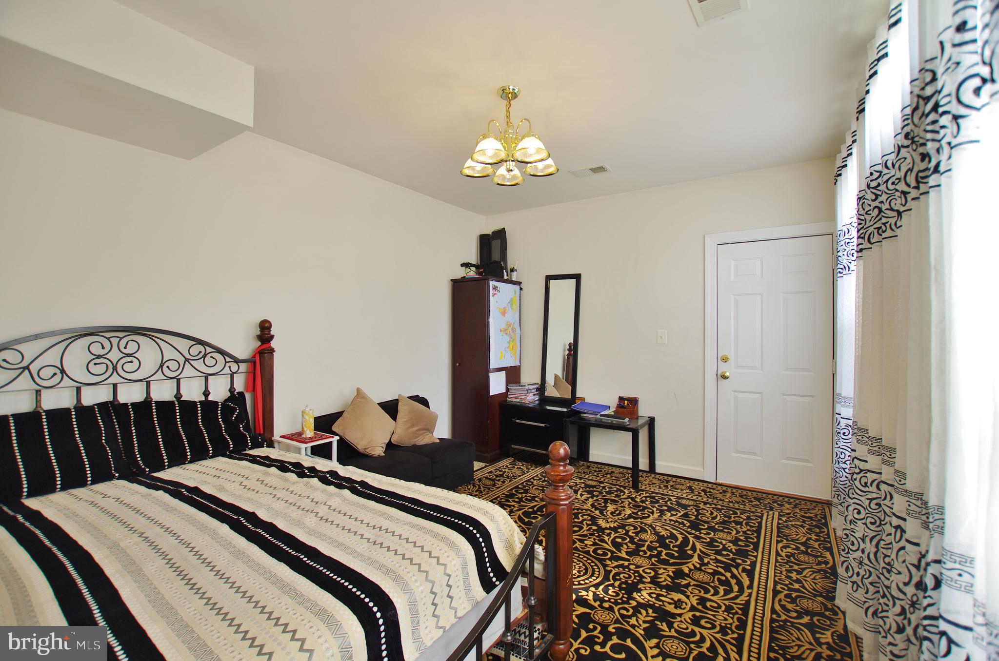 PRINCE WILLIAM COUNTY CENTER - Residential Lease