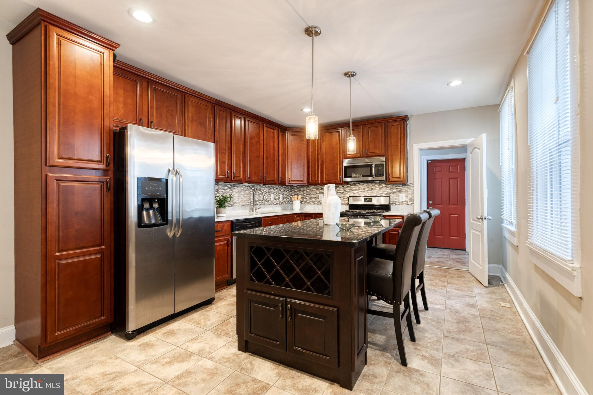 BUTCHERS HILL - Residential Lease