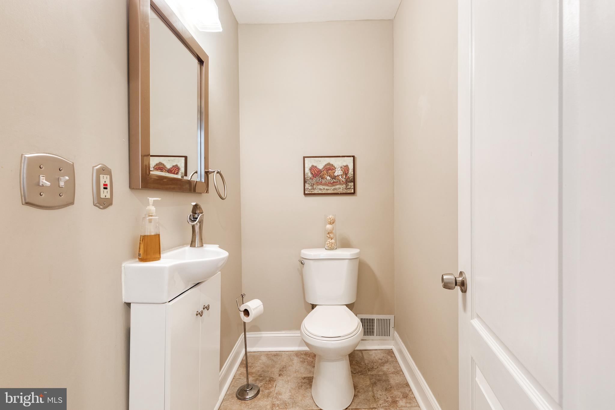 BUTCHERS HILL - Residential Lease