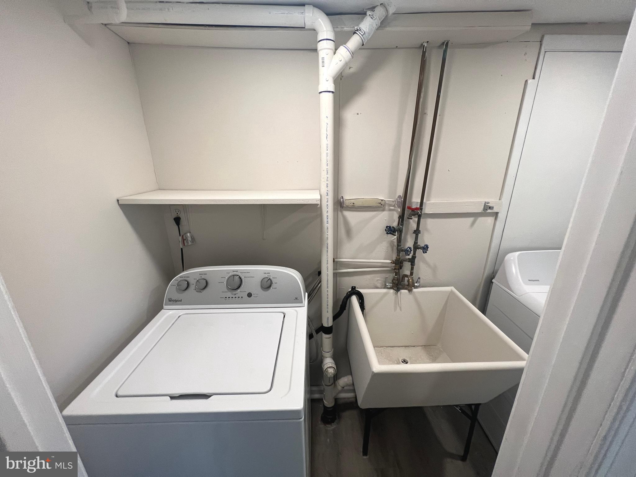 PERRING PARK - Residential