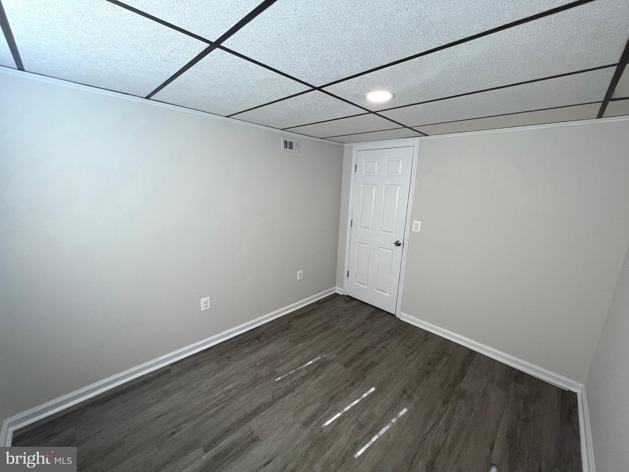 PERRING PARK - Residential