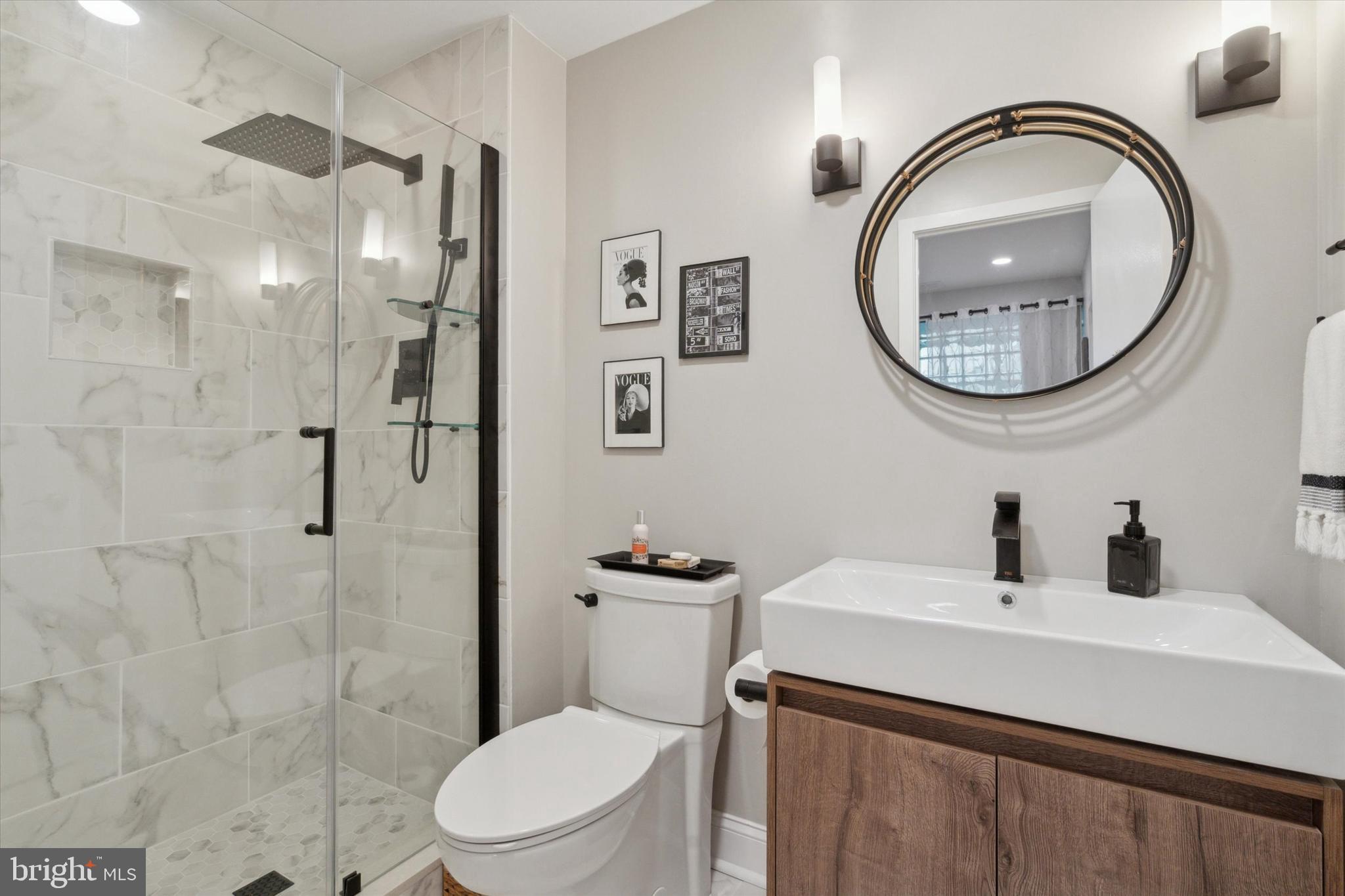 LOGAN CIRCLE - Residential