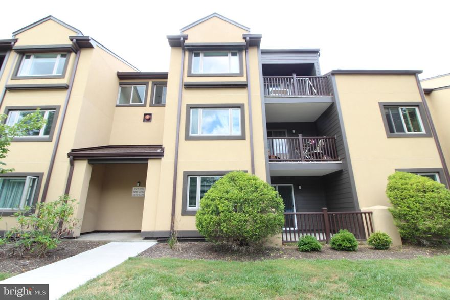 This stylish and well-maintained 2-bedroom condo on the first floor is now available for rent in the desirable Princeton Landing community.  Painted in neutral tones, the unit offers a spacious kitchen with ample cabinetry, granite countertops, and a modern tile backsplash. The open layout includes a formal dining area and a bright living room with a large picture window. Both bedrooms are generously sized, and sleek laminate flooring runs throughout the living areas of the home. For added convenience, there's an in-unit washer and dryer, and a private patio/balcony perfect for relaxing. Residents of the community enjoy two swimming pools, four tennis courts, a half-court for basketball, backboards for practicing tennis strokes, an electronic vehicle charging station, and the Smith House clubhouse at 400 Sayre Drive, which includes an exercise room, meeting rooms, and a back terrace ideal for gatherings. Ideally located just minutes from major highways, Princeton Medical Center, the train station, and downtown Princeton. Pets may be permitted at the landlord's sole discretion on a case-by-case basis and will be subject to an increased monthly rent fee.