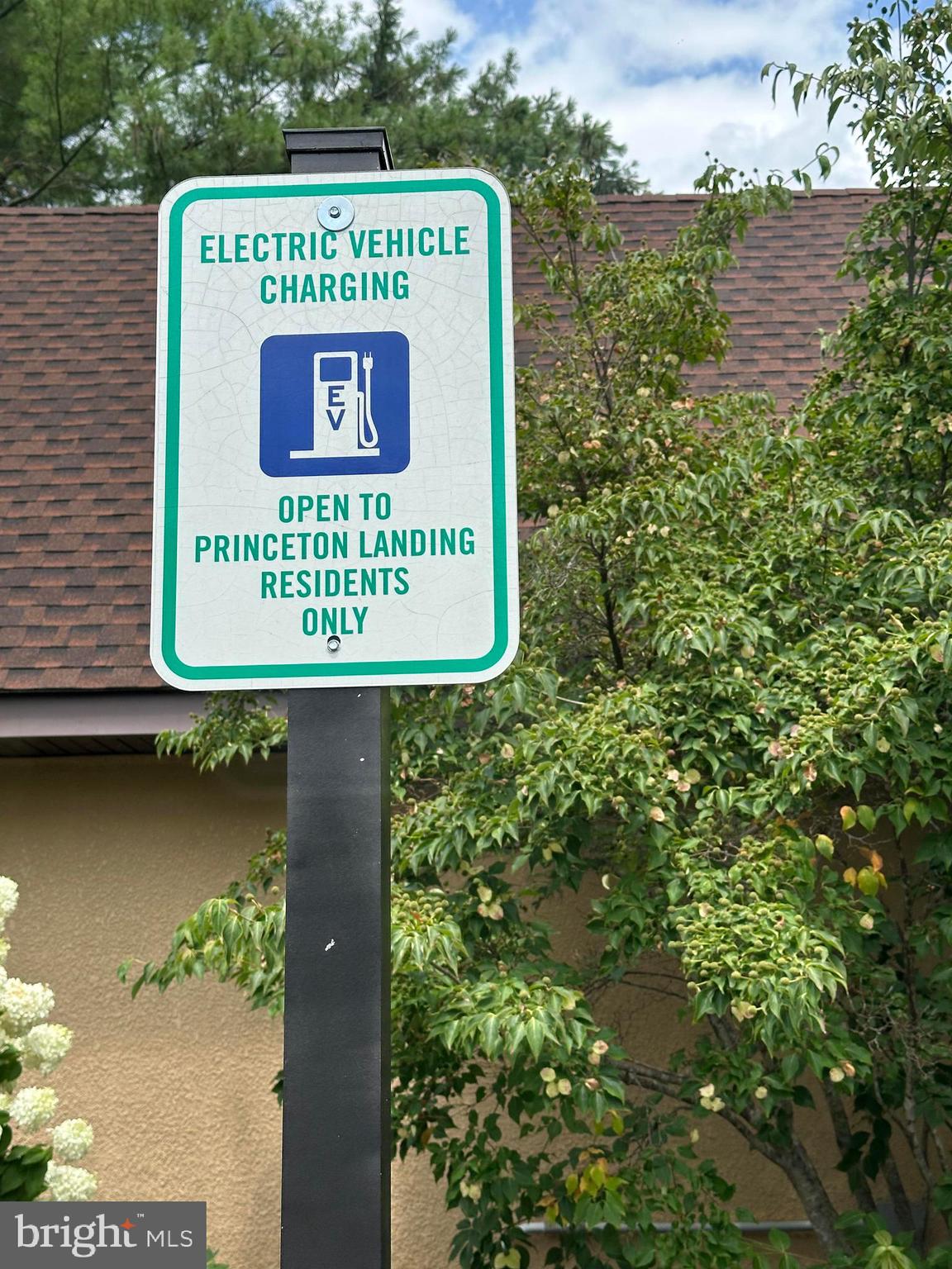 PRINCETON LANDING - Residential Lease