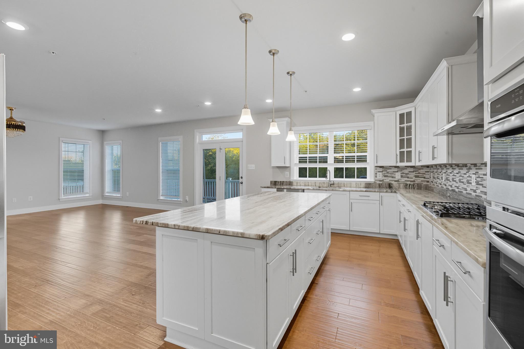 BRICK YARD STATION - Residential